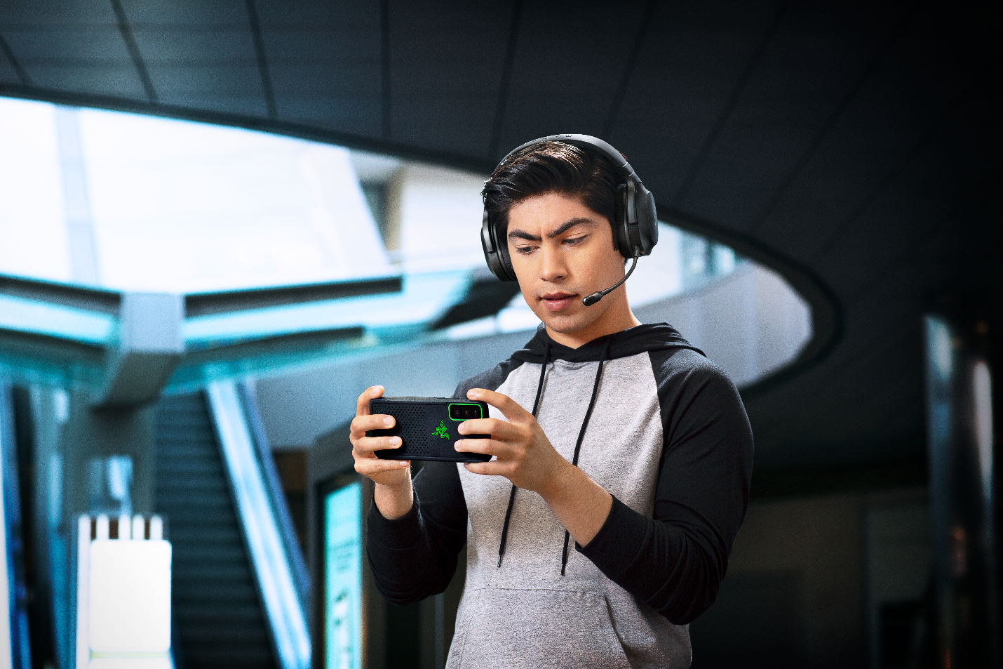 Razer's Barracuda X wireless headset is geared toward Switch and Android  players