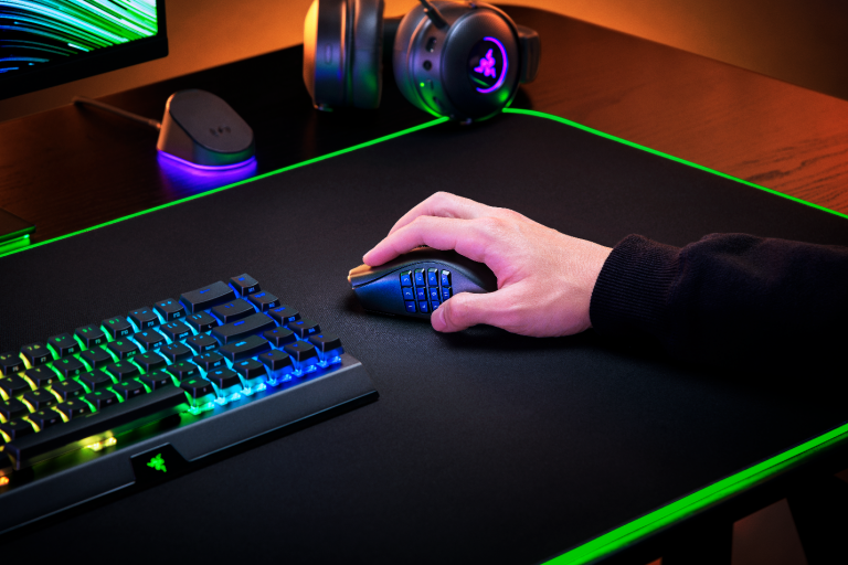 The MMO King Is Back And Better Than Ever Razer Launches The New Razer Naga V2 Pro Razer Newsroom