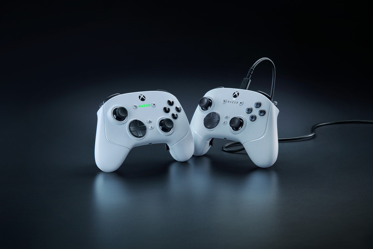 Razer Wolverine V3 Line in White